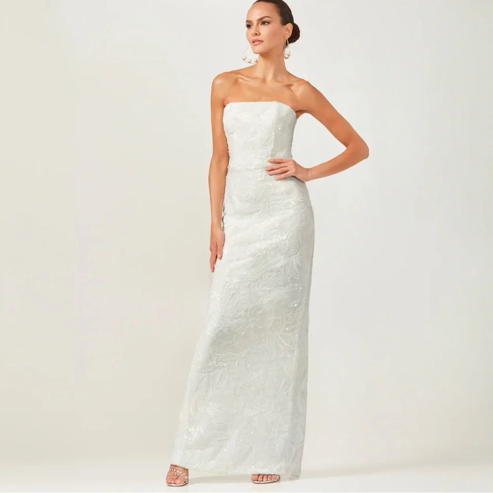 Helsi Serena Elegant White Strapless Dress - Picture 2 of 11